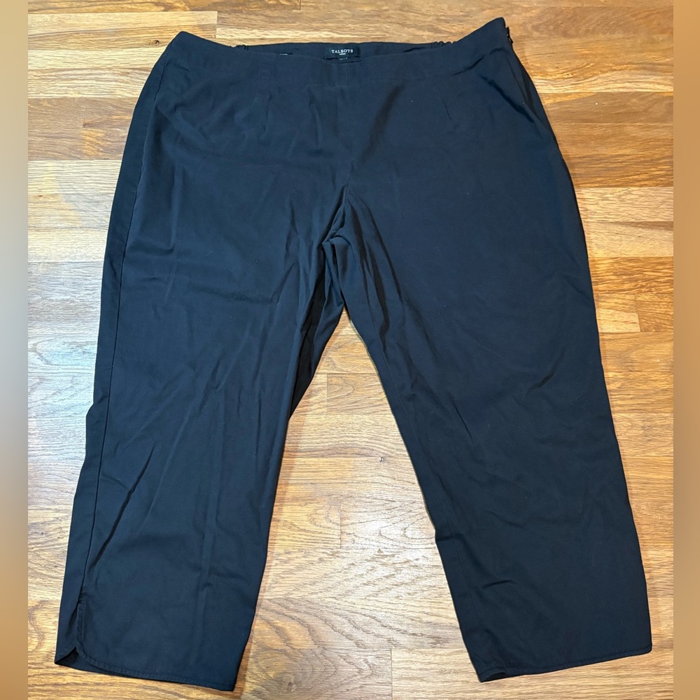 TALBOTS Heritage black capri pants